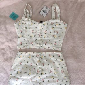 [FULL SET] NWT Floral Crop Top + NWOT Floral Skirt
